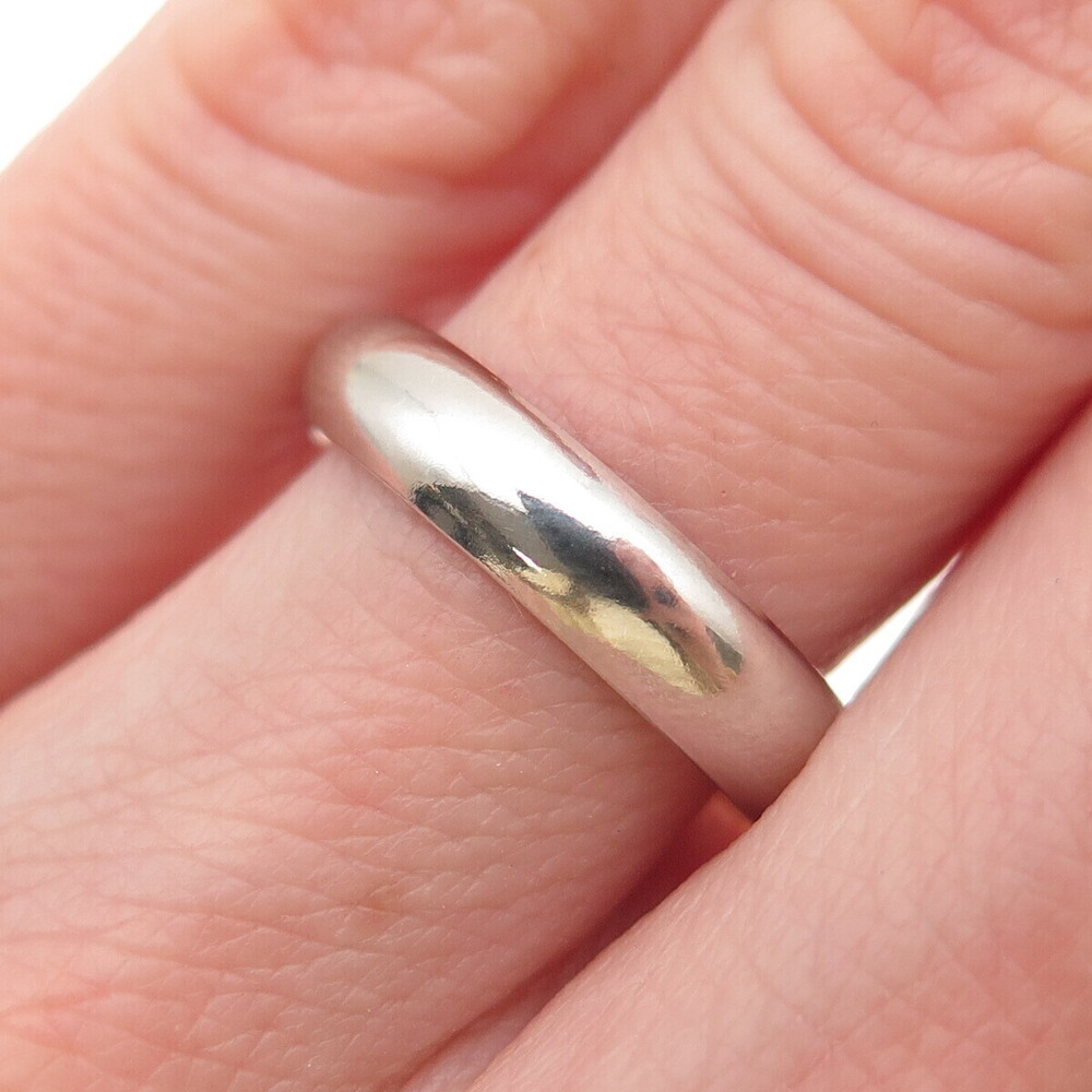 925 Sterling Silver Vintage Classic Wedding Band Ring Size 6.25
